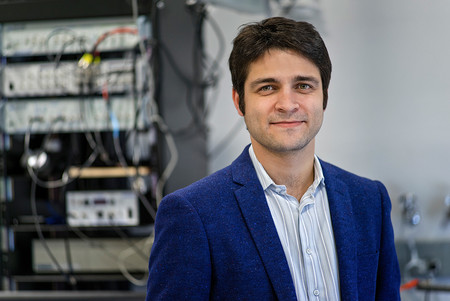 Vilcek Foundation Prize Awarded to Mikhail Shapiro