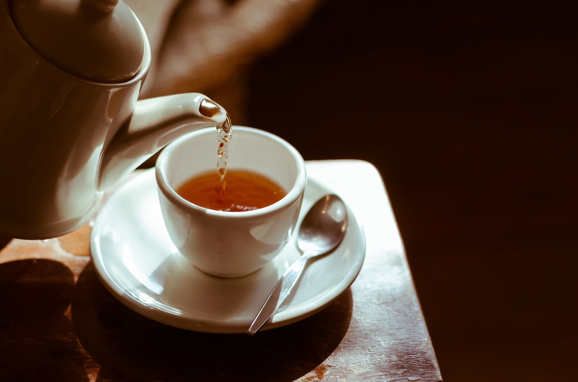 A Large-Scale Prospective Cohort Study on Dementia Reveals Three Cups of Tea Per Day Produces the Strongest Protective Effect